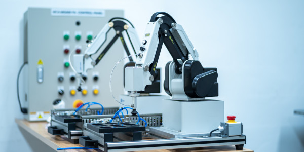 Garras Robóticas a Medida / Manos Robot / Grippers / EOAT Isona i Conca Dellà · Diseño y Construcción de Utillajes para Robots