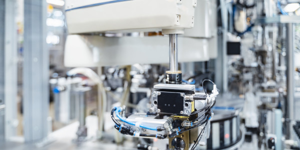 Garras Robóticas a Medida / Manos Robot / Grippers / EOAT Isona i Conca Dellà · Mecanizados Específicos para Automatizaciones Complejas